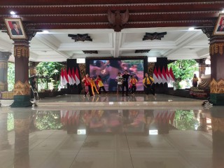 Jelang Malam Puncak Gebyar Harmoni Nusantara, Perwakilan Polres Mojokerto Geber Latihan