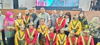 Disambati Penyandang Disabilitas Terkait Permakanan, Eri Cahyadi: Segera Kami Evaluasi