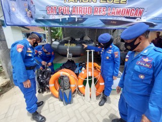 Antisipasi Bencana Satpolairud Polres Lamongan Dirikan Posko SAR
