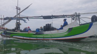 Ditpolairud Berhasil Amankan 14 Perahu Nelayan yang Menggunakan API Tidak Sesuai Ketentuan