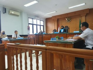 Keluarkan Dua SIP Dengan Objek Sama, Pemkot Surabaya Digugat