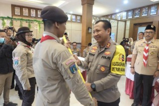 Kapolda Jatim Lepas Kontingen Pramuka Saka Bhayangkara Ikuti Pertikaranas