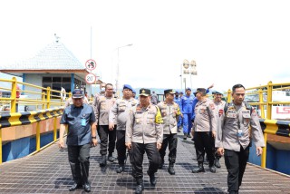 Kapolda Jatim Cek Pelabuhan Ketapang Pastikan Keamanan KTT G20