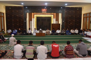 Tingkatkan Ketaqwaan Personel Polres Bondowoso Laksanakan Gerakan Suber