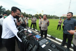 Gelar Apel, Kapolda Jatim Cek Kelayakan Alsus dan Almatsus yang Dimiliki Satker