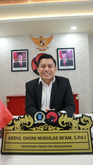 Pelajar Surabaya Pecahkan Rekor Muri kesenian Daerah Tarian Remo 
