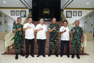 Silaturrohmi Ke Markas Korem 084/BJ, Pengurus PPAD Jatim Diterima Langsung Oleh Danrem