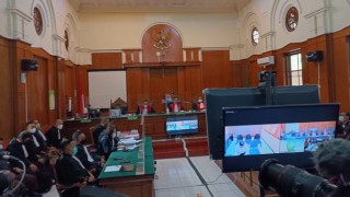 Sidang Perdana Kanjuruhan di Hadiri keluarga korban