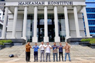 Tegas Tolak Sistem Pemilu Coblos Lambang Partai, Kader Demokrat ini Daftar Ke MK