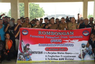 Ikuti Silatnas Ke-3 PPDI, Ratusan Perangkat Desa Ponorogo Dapat Wejangan Bupati Kang Giri