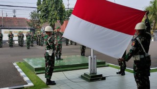 Dandim Pimpin Upacara Bendera Pertama Kali di Awal Bulan Ramadhan