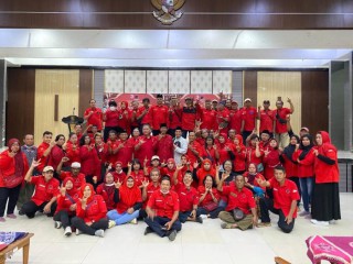 Buka Puasa Bersama, Kader PDIP Tegalsari dan Gubeng Rapatkan Barisan