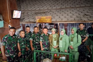 Kunker Kasad, Sempatkan Ziarah Makam Waliyullah di Wilayah Teritorial Kodim 0817/Gresik