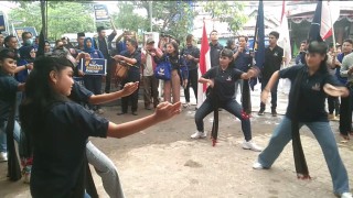 Diiringgi Tarian Remo Bacaleg DPD Partai NasDem Daftar KPU Surabaya