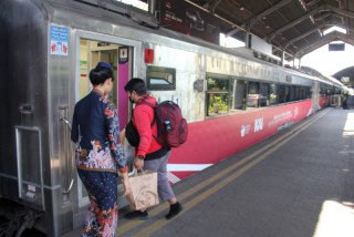 KAI Hadirkan livery Khusus bertema HUT Ke-78 RI untuk Semarakkan Semangat Nasionalisme 