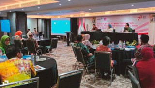 BKKBN Jatim Gelar Sosialisasi Pelatihan Teknik PPKS Dalam Percepatan Penurunan Stunting.