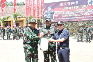 TMMD ke-118  TA 2023 di Kabupaten Bangkalan Resmi di Tutup oleh Danrem 084/Bhaskara Jaya