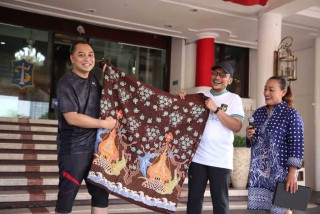 Wali Kota Surabaya Eri Cahyadi membuka Festival Budaya Pada Perayaan Dies Natalis ke-60 SMAK St. Agnes