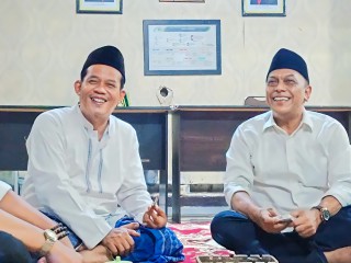 Anas Karno sowan Kiai kampung: Pemimpin itu menjaga demokrasi