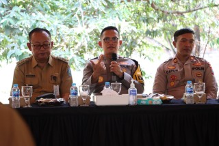 Jum'at Curhat di Sukorejo Kapolres Ponorogo Minta Perguruan Silat Turut Jaga Kondusifitas