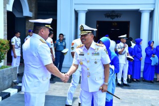 Komandan Puspenerbal Hadiri Sertijab Danpushidrosal, Pangkolinlamil dan Asrena Kasal