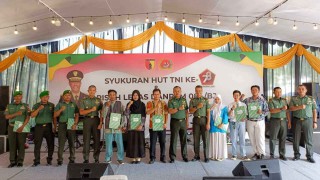 Acara Syukuran HUT TNI ke-78 dan Pisah Lepas Danrem 084/BJ di Gresik