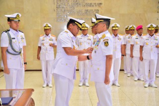 Komandan Puspenerbal Hadiri Sertijab Asops Kasal