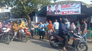 Prabowo-Gibran Didoakan Jadi Presiden dan Wapres oleh Pedagang Pasar Gunungsari