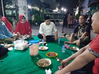 Anas Karno dan Warga dorong insentif Penarik Sampah