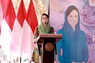 Makan Ikan Bersama Santri di Ponpes Mojokerto, Ketua Forikan Jatim Arumi: Ikan Bagus untuk Otak