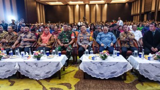 Bangun Kerukunan Umat Beragama, Dandim Gresik Hadir Dalam Perayaan Natal Bersama Se-Kabupaten Gresik