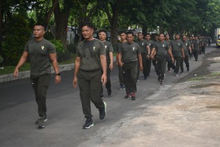 Awal Tahun 2024, Dandim Pimpin Olah Raga Bersama Anggota