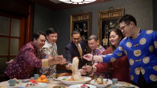 Rayakan Kehangatan Imlek Bersama Keluarga di JW Marriott Hotel Surabaya