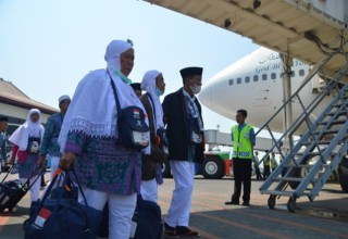 Jemaah Haji Kloter Pertama Berangkat 12 Mei 2024
