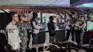 Babinsa Jajaran Kodim 0830/SU Amankan Malam Tahun Baru 2024