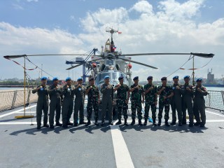Komandan Wing Udara 1 Kunjungi Crew Helikopter Satgas MTF Konga XXVIII-N UNIFIL di KRI FKO-368