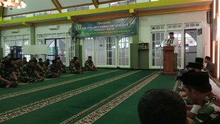 Kodim 0817/Gresik Selenggarakan Peringatan Isra' Mi'raj Nabi Muhammad SAW 1445 H / 2024 M