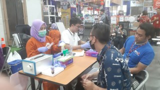 Peduli Sesama Mitra 10 Cabang  A Yani  Laksanakan Kegiatan Donor Darah