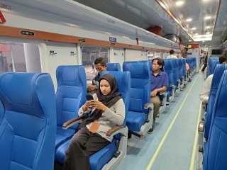 KAI Tingkatkan layanan dengan Perbarui KA Gaya baru Malam Selatan jelang angkutan Lebaran.