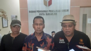 Penuhi Undangan Bawaslu Surabaya, Edy Sucipto: Kami Kantongi Bukti Kecurangan data