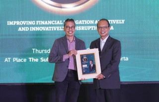 Bank Jatim Sabet Dua Penghargaan Sekaligus Dalam Mengakselerasi Pertumbuhan Bisnis