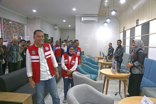 Wali Kota Eri Cahyadi Resmikan Sentra Pelayanan Publik di Pakal, lebih dekat dan cepat!