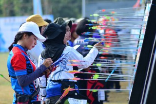 Adu Akurasi Antar Satker TNl AL, Pembuka Kasal Cup Archery Championship  2024