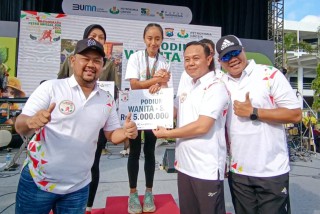 Dandim Gresik Mengapresiasi Bhayangkara Petro Grisse Run 2024