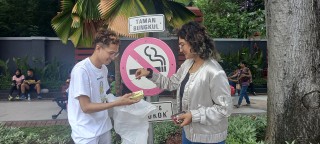 FKM Unair dan Pemkot Surabaya Kampanye Anti Rokok Sambut Hari Tembakau 2024