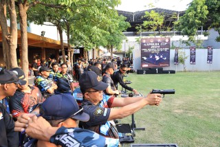 Komandan Puspenerbal Ambil Bagian Dalam Lomba Menembak Kapolda Jatim Cup 2024