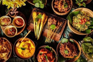 Menggali Lezatnya Sejarah dan Filosofi: Gastronomi Makanan Khas Indonesia