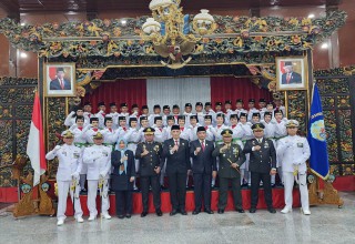 Bersama Forkopimda, Dandim 0829/Bangkalan Hadiri Pengukuhan Paskibraka Tahun 2024