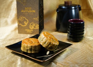 Rayakan Mid-Autumn Festival 2024 dengan Mooncake Spesial dari Lan Hua Chinese Restaurant