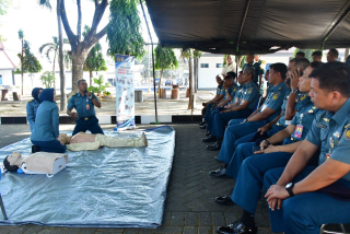 Perwira Mako Puspenerbal Ikuti Sosialisasi dan Simulasi Bantuan Hidup Dasar